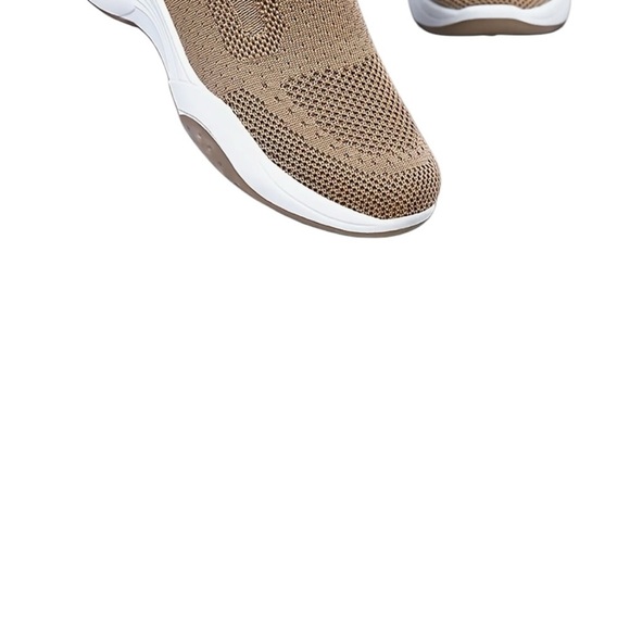 New Light Brown Women’s Comfortable Mesh Slip On Walking Shoe 9 - Picture 6 of 6